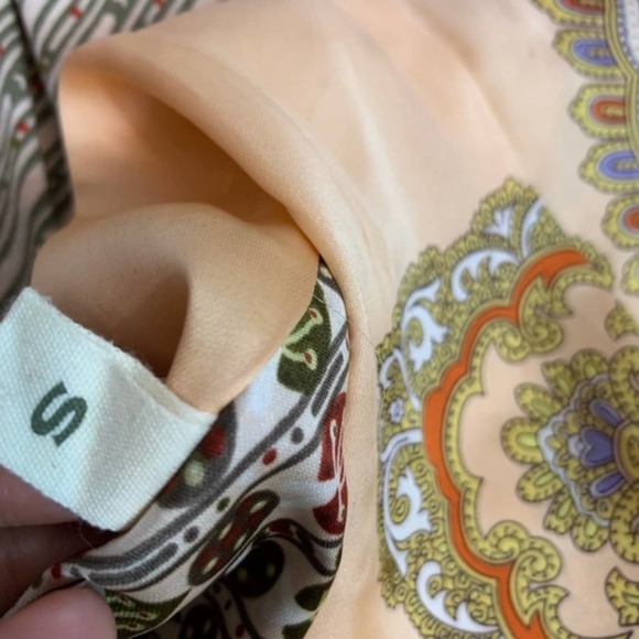 Anthropologie tiny scarf print top - Picture 6 of 8